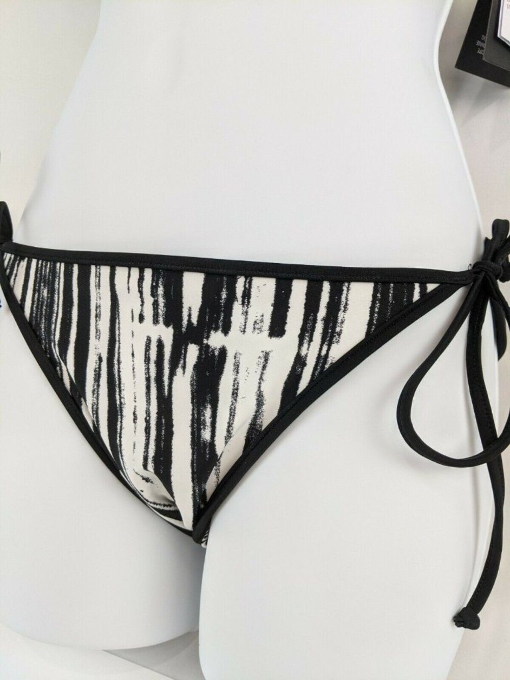 Volcom Womens Bikini Size M 2 Pc Black Blue Stay Tuned Tie Reversible New w tags - Picture 3 of 9